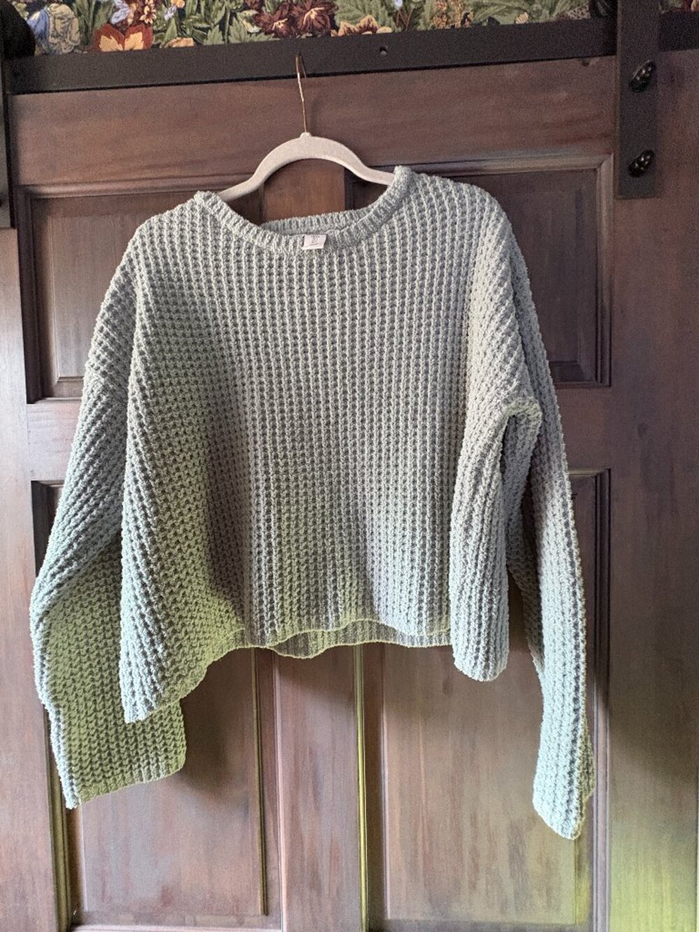 Sincerely Jules crop sweater size Large, mint green